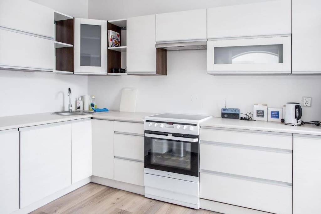 Ålesund Free Parking Space, 2 Bed Room, Short Walk To Brosundet מראה חיצוני תמונה