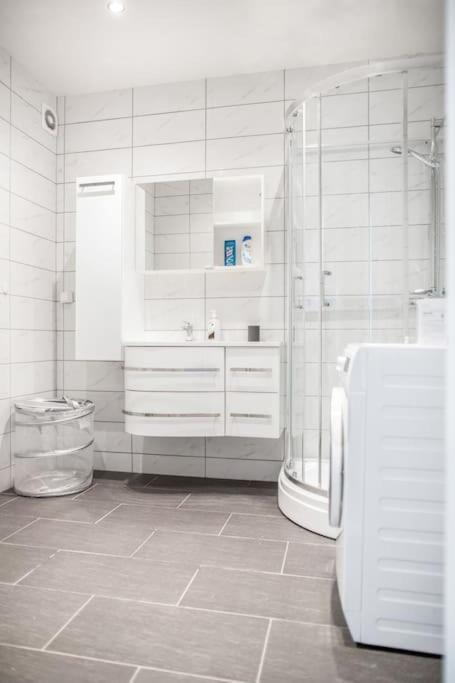 Ålesund Free Parking Space, 2 Bed Room, Short Walk To Brosundet מראה חיצוני תמונה